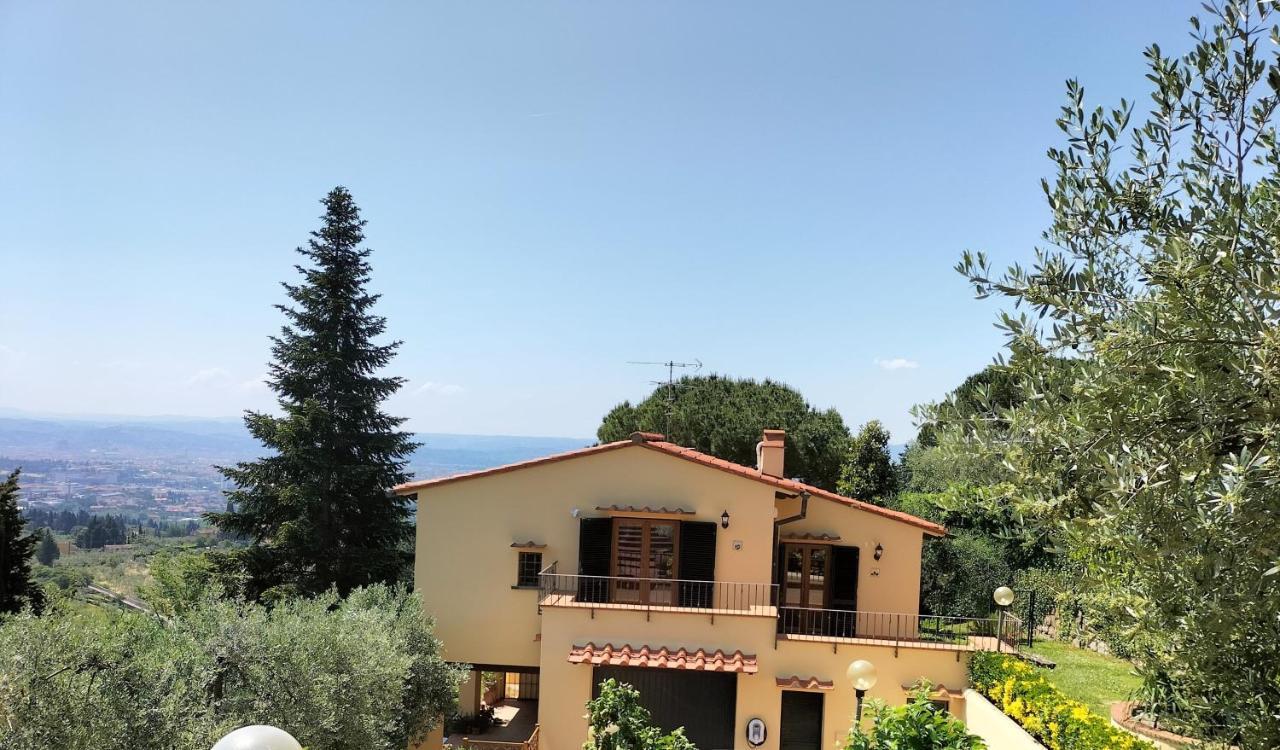 Bed And Berli Bed & Breakfast Sesto Fiorentino Bagian luar foto