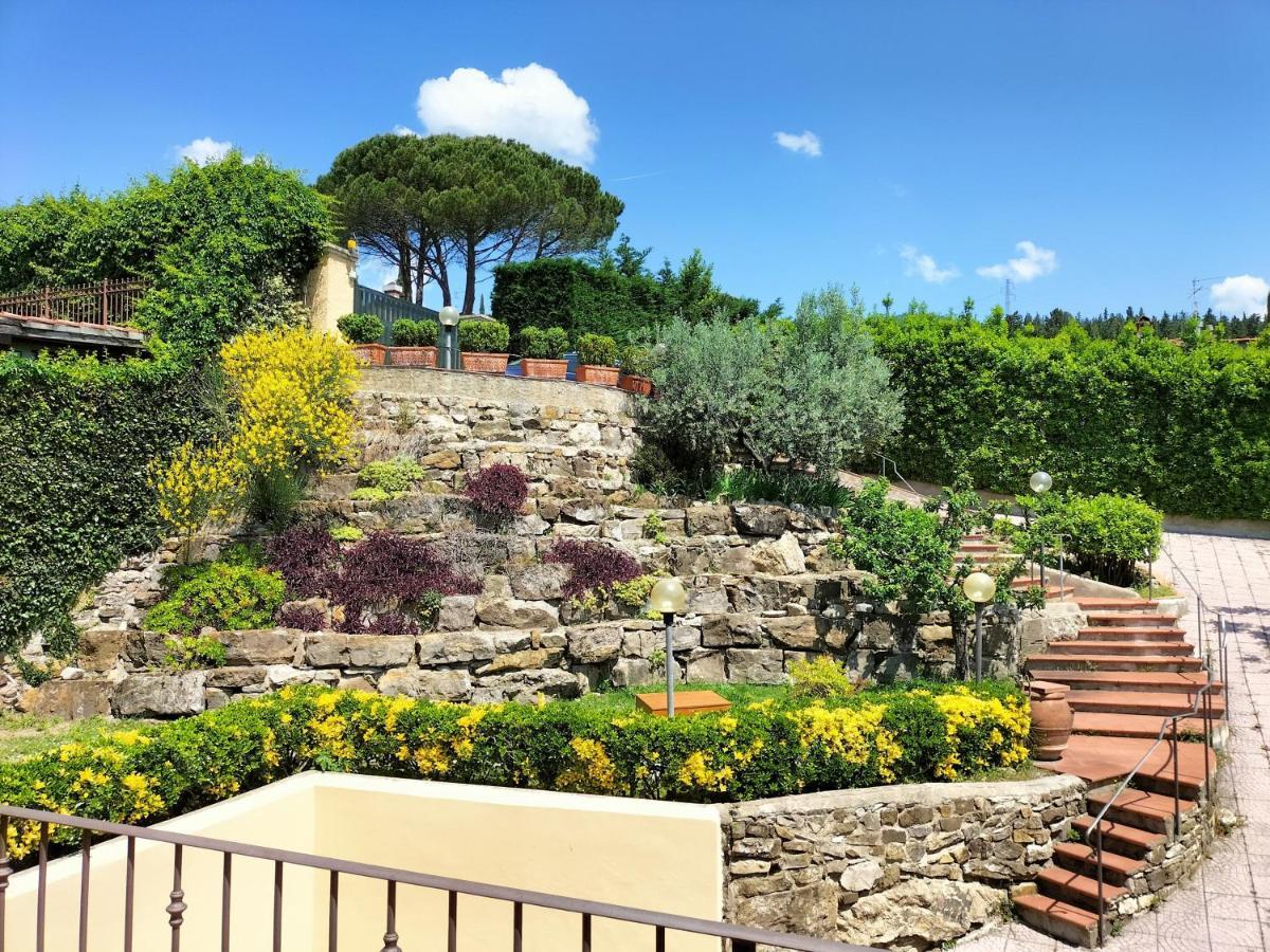 Bed And Berli Bed & Breakfast Sesto Fiorentino Bagian luar foto